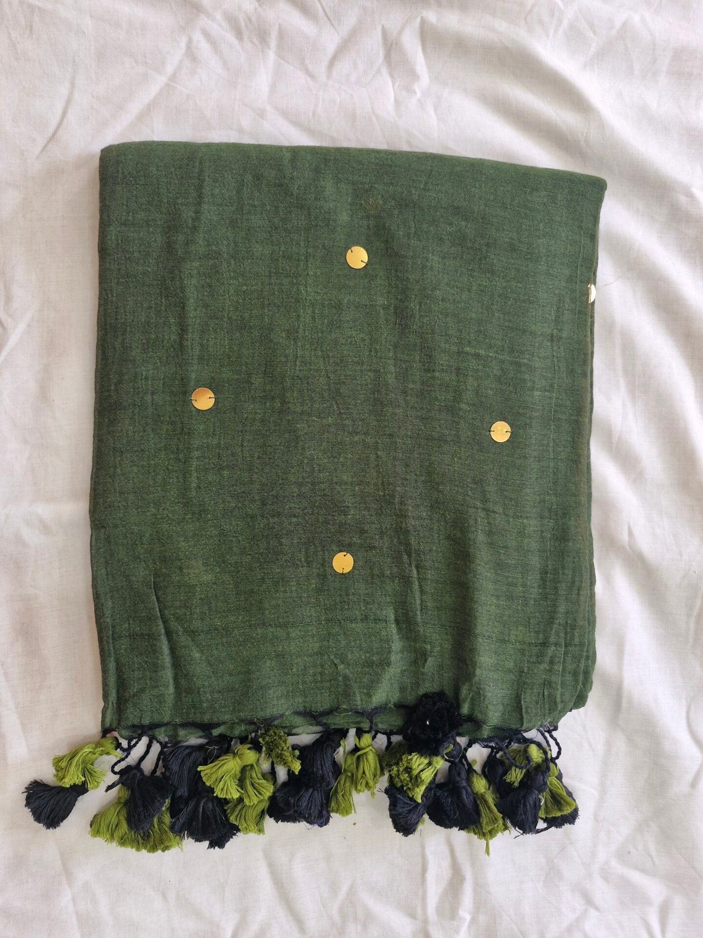 Mulmul Cotton Saree With Sequins And Tassels