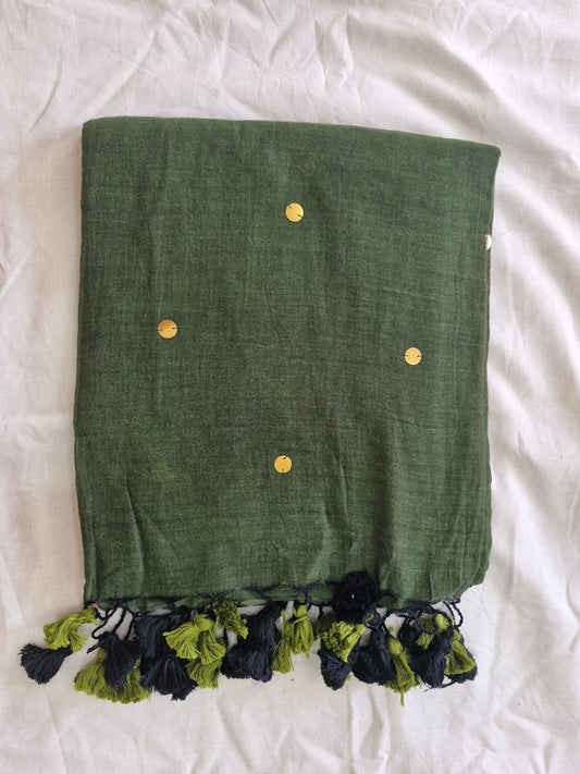 Mulmul Cotton Saree With Sequins And Tassels