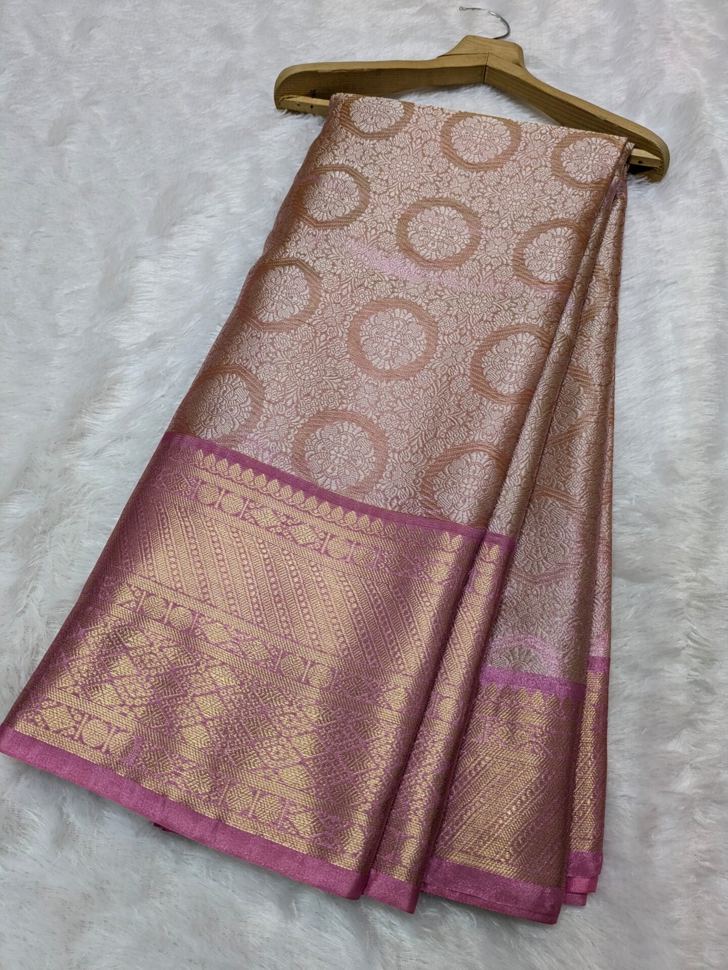 Exclusive Mrunal Thakur Maam Inspired Saree